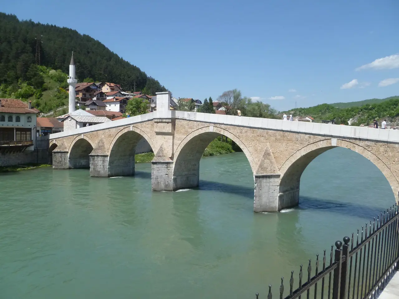 The green Neretva running through the town of Konjic, the natural halfway stop between Sarajevo and Mostar